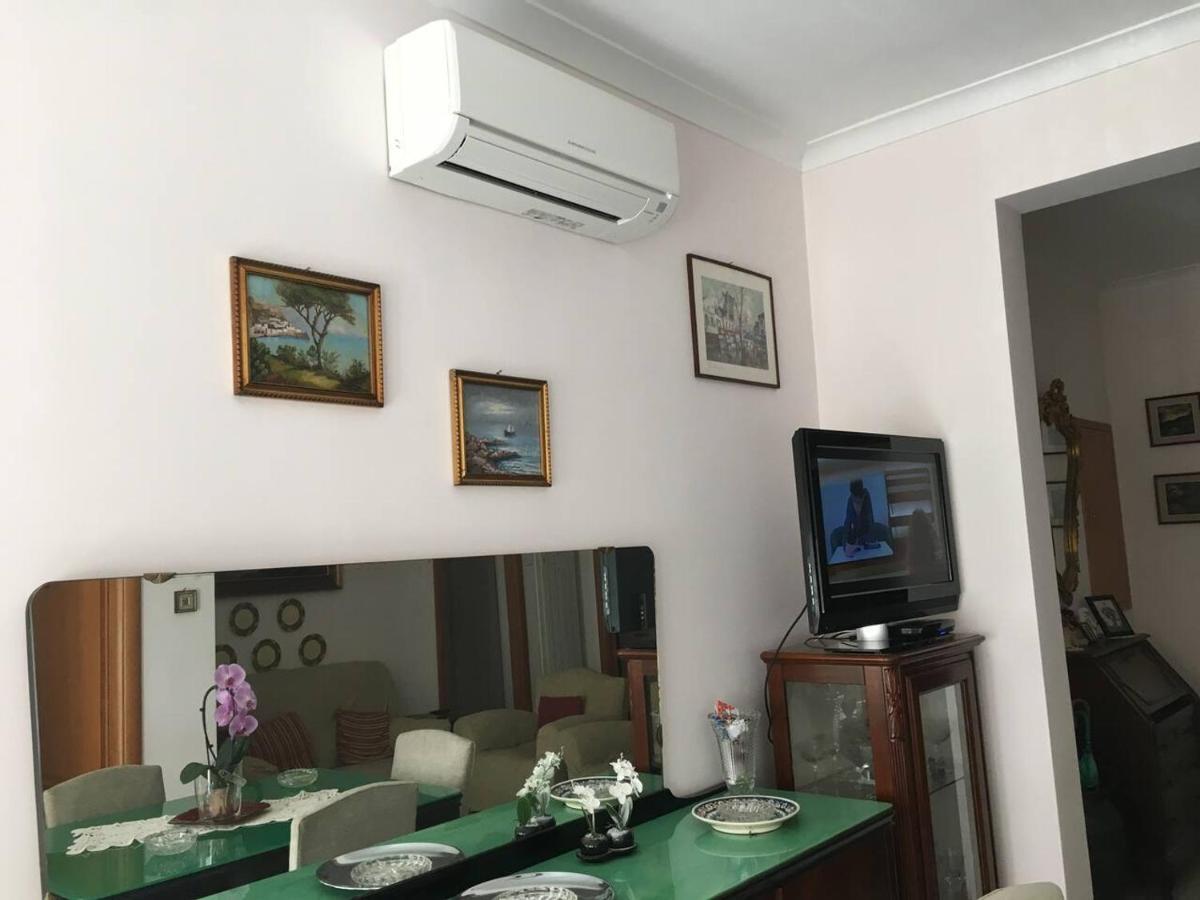 شقة Casa Di Willy نابولي المظهر الخارجي الصورة